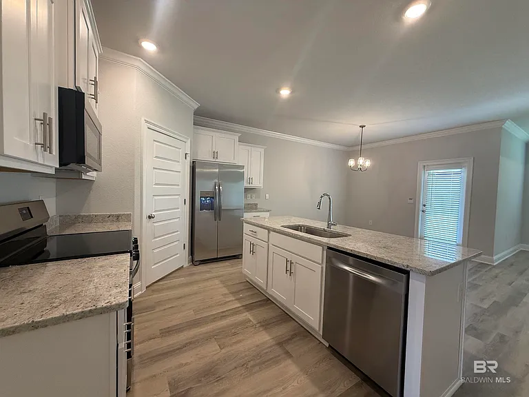 429 Parkerman Ave — Photo 6