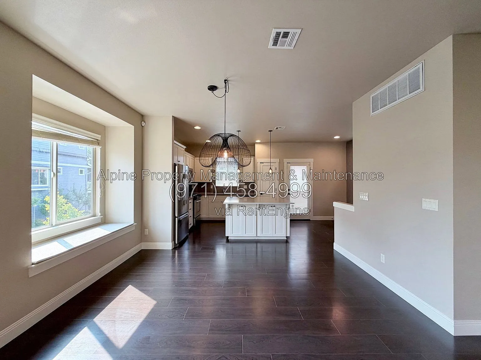 4 bed, 2.5 bath, 1748 sqft, $2,795 — Photo 1