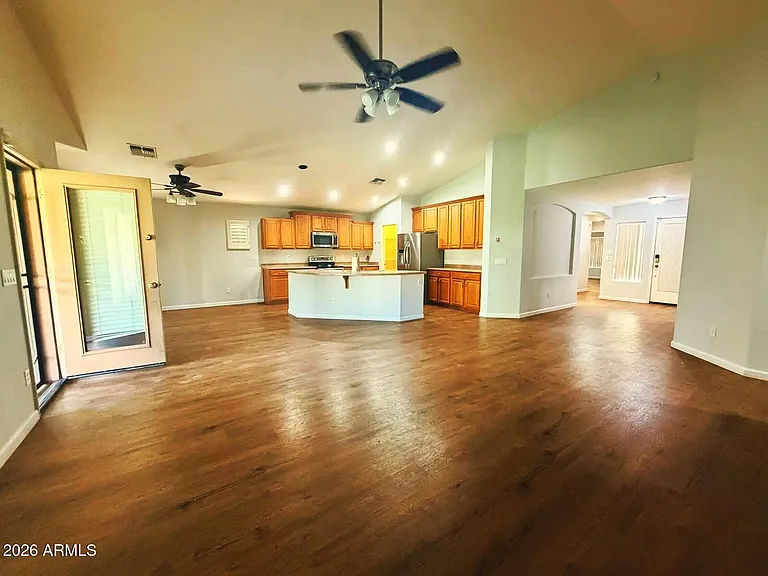 3094 S Martingale Rd — Photo 5