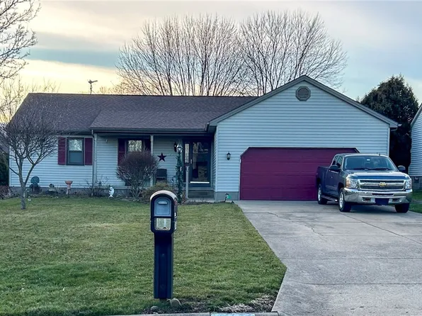 3406 42nd St, Canfield, OH 44406