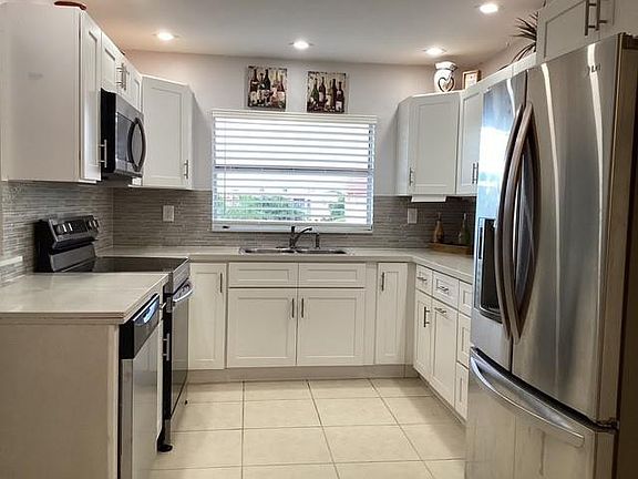 2nd image of 9481 Sunrise Lakes Boulevard #303