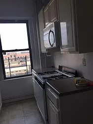 Rented by Roberto Guilbet, LREB