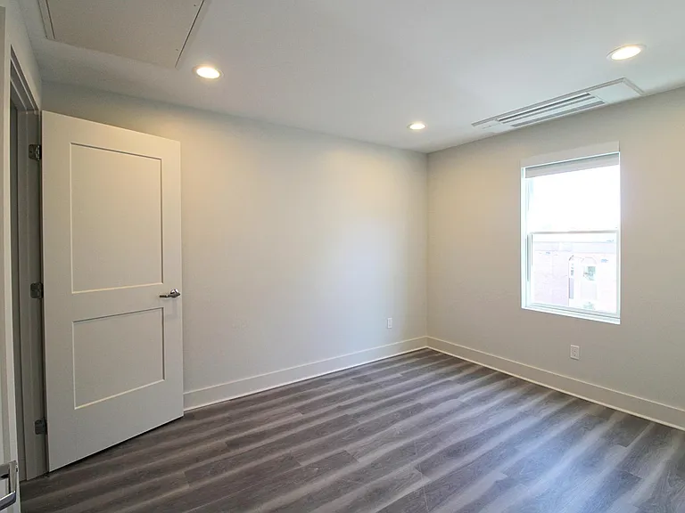 12 Piedmont St #304 — Photo 5