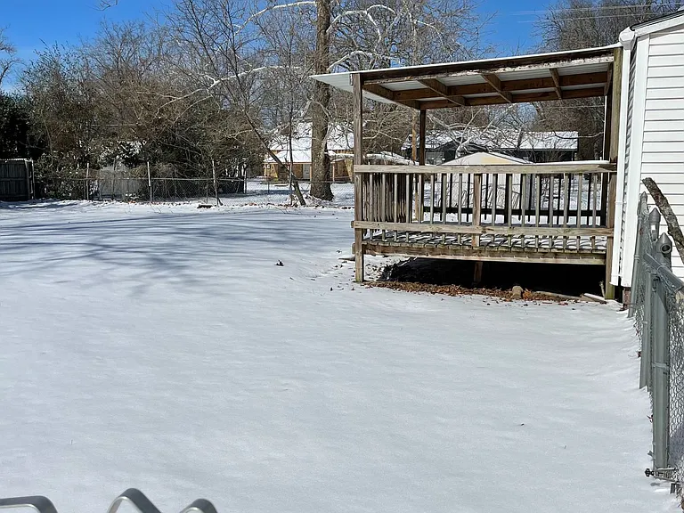 1111 Seminary Ave — Photo 6