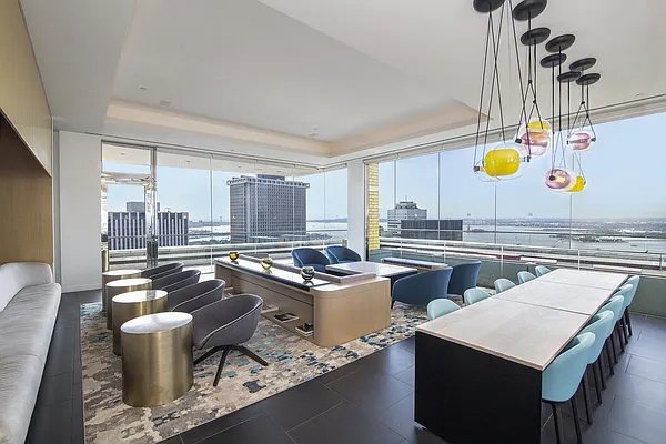 Sold by AA Management | media 6