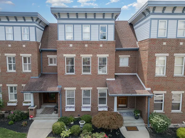 202 Robson Ln, Bellevue, KY 41073