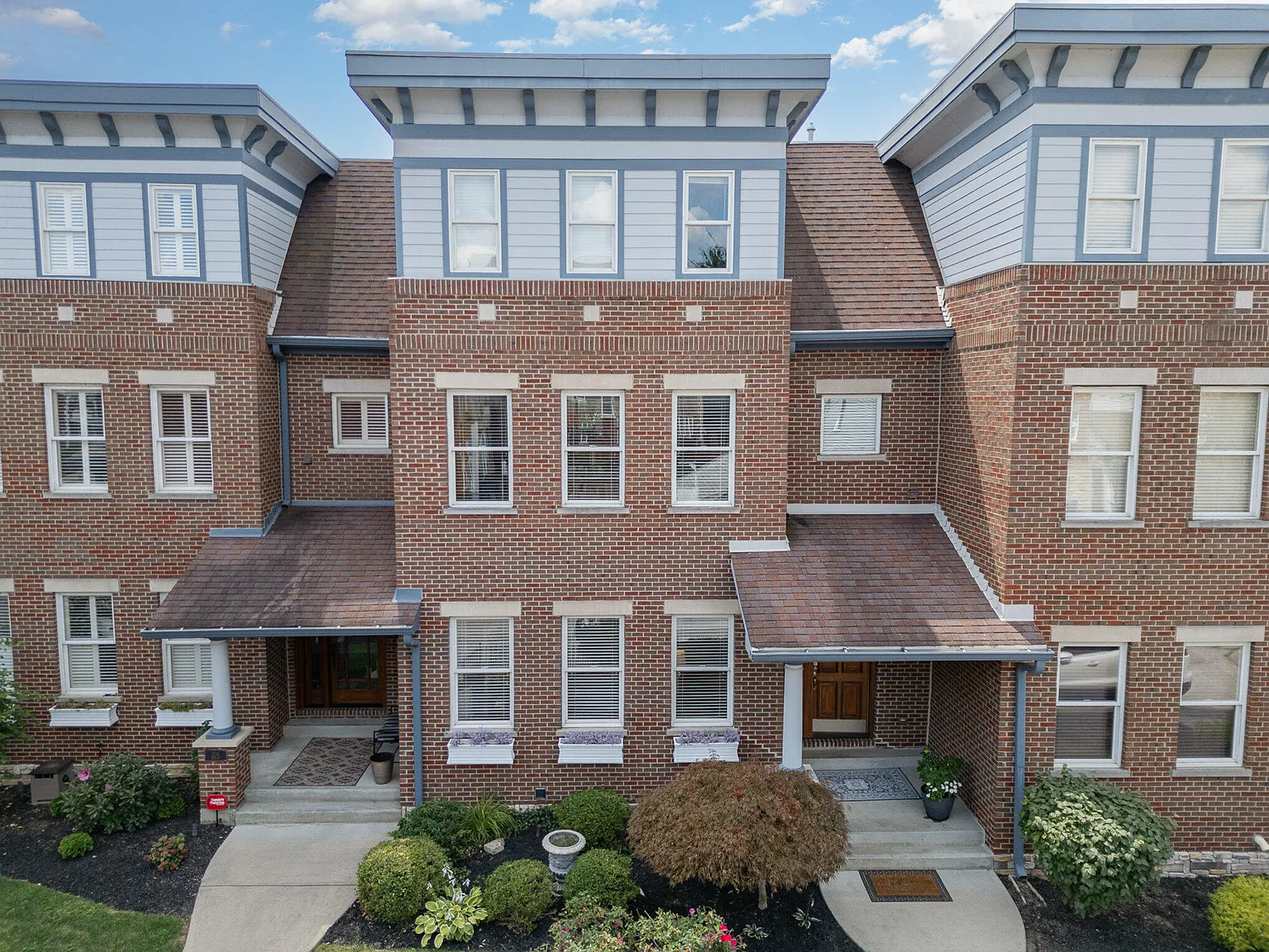 202 Robson Ln photo 1