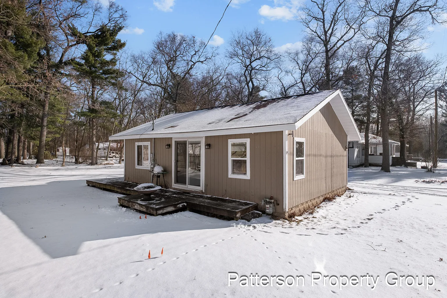 164 E Washington Rd photo 1