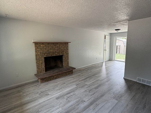 3rd image of 47 University Dr