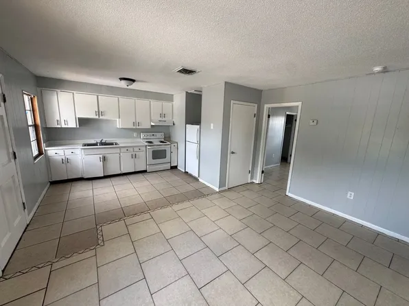 Crystal Lake, 1885 Crystal Lake Dr N #7, Lakeland, FL 33801