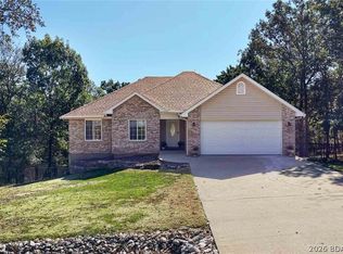 112 Blackfoot Rd, Lake Ozark, MO 65049
