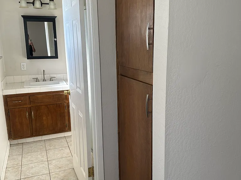 3720 White Ln #4 — Photo 7