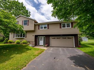 40 Glenn Dr, Pittsfield, MA 01201