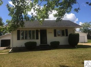 1726 Merryview Ln, Hibbing, MN 55746