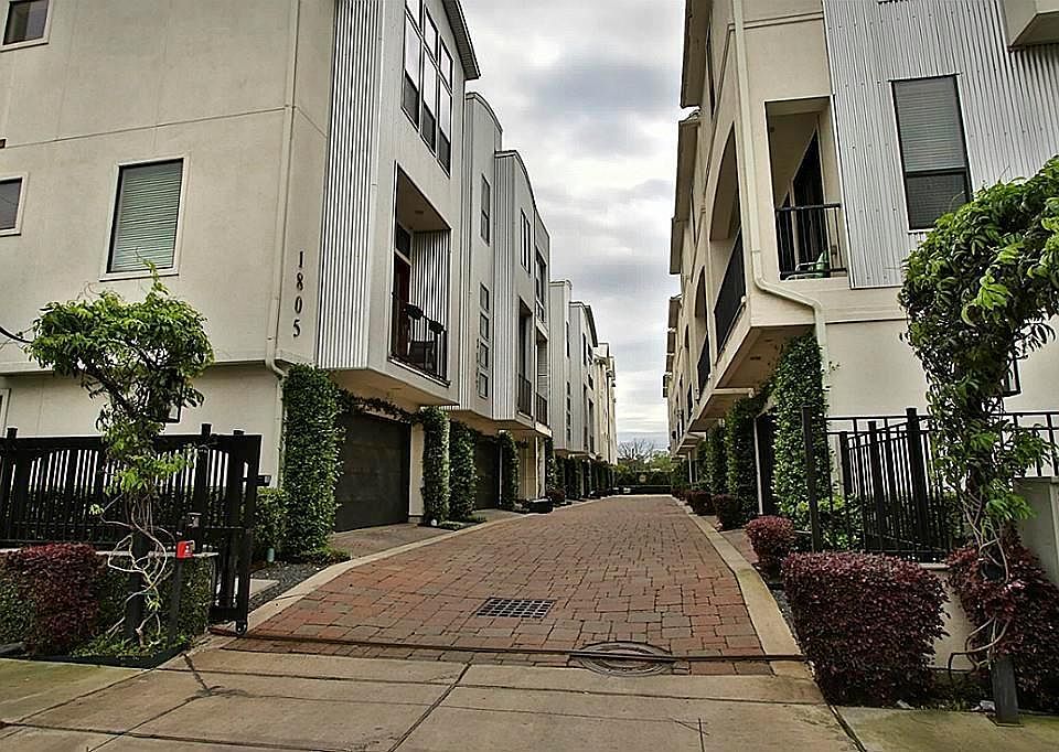 1817 Dart St, Houston, TX 77007 Zillow