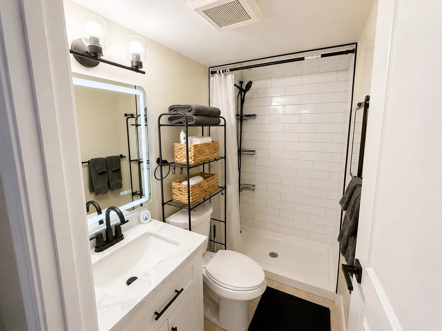 2 bed, 640 sqft, $2,500 — Photo 4
