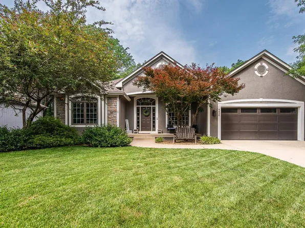 4426 Aminda St, Shawnee, KS 66226