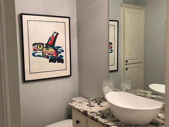 Guest half bath