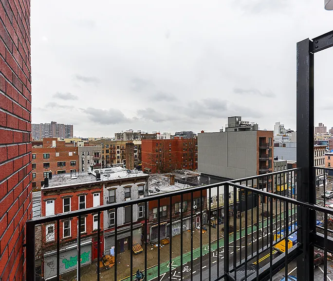 535 Grand St #5A — Photo 7