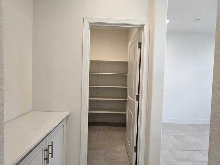 4324 Vineyard Dr — Photo 30