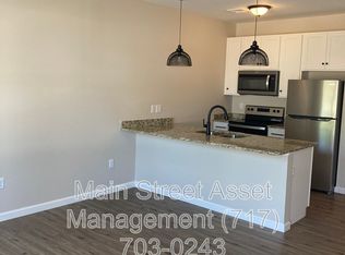 376 E Main St #106, New Holland, PA 17557