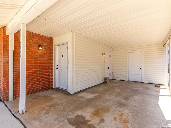 4th image of 3306 COLGLAZIER AVE