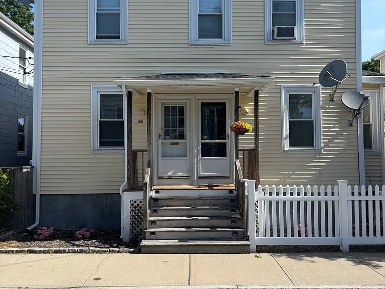 26 Atlantic St #1 — Photo 18