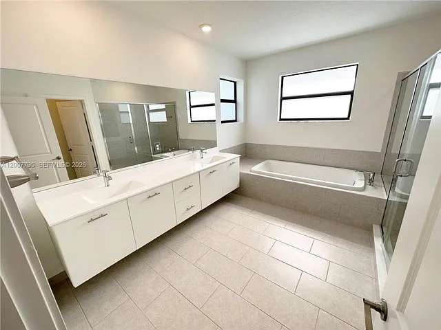17430 SW 46th St — Photo 15