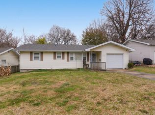 1337 E Livingston St, Springfield, MO 65803