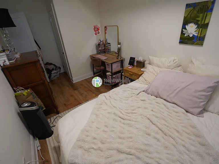 230 Walnut St #20A — Photo 16