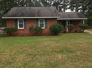105 Sleepyhollow Rd, Greenwood, SC 29646