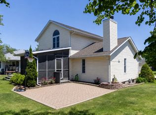 3010 Meadow Glen St, Marion, IA 52302