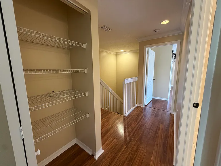 274 River Bluff Ln — Photo 29