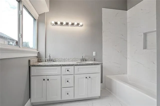 3230 Toledano St — Photo 11