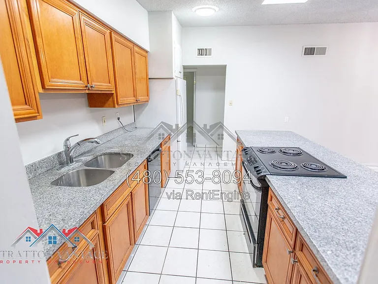 1168 E Alameda Dr — Photo 6