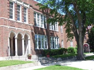 601 4th St APT 10, Brookings, SD 57006