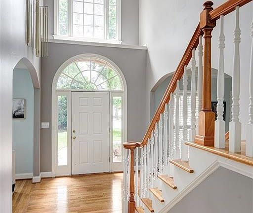 2nd image of 5108 Bearberry Point