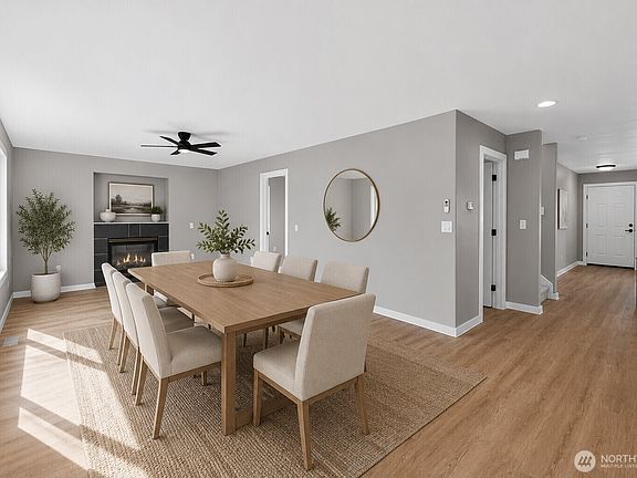 4th image of 26518 NE Kennedy Drive