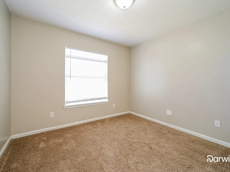7461 International Village Dr — Photo 12