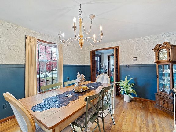 5th image of 416 Denal Way