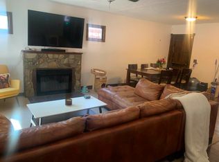 6239 Wisteria St, Simi Valley, CA 93063