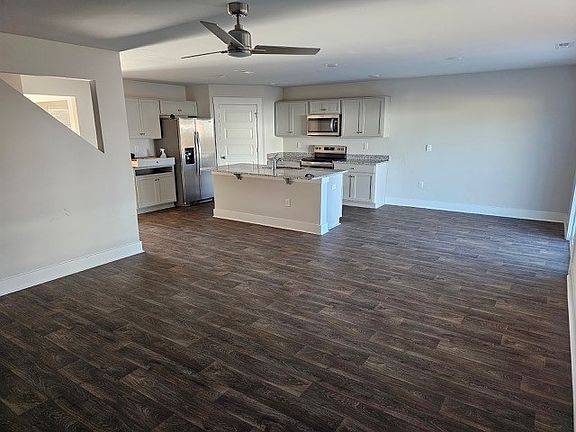 3rd image of 1098 Sandy Heights Loop