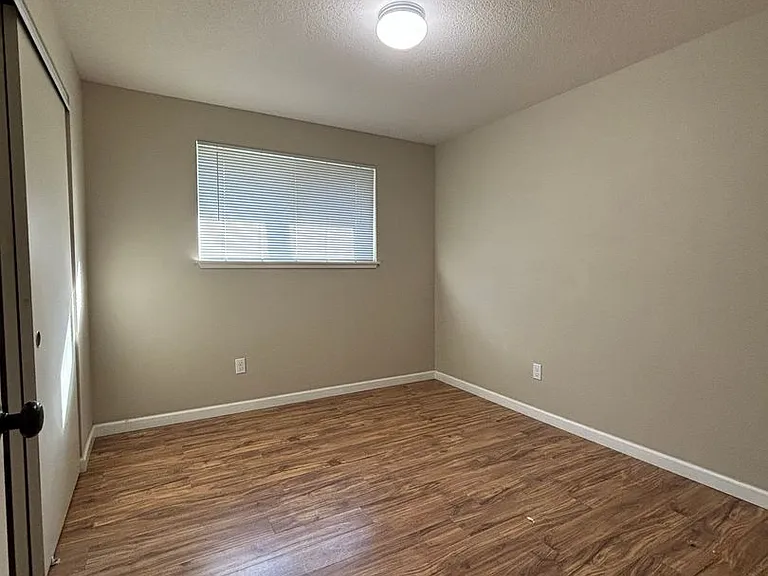 10545 SW Tranquil Way — Photo 16
