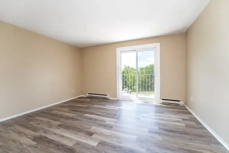 2444 Cleroux Cres #101 — Photo 10