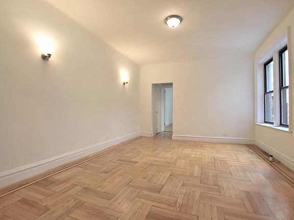 2nd image of 139 Payson Ave APT 4A