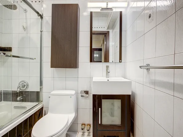 100-25 Queens Boulevard image 29 of 40