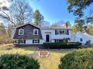 39 Baker St, Walpole, MA 02081