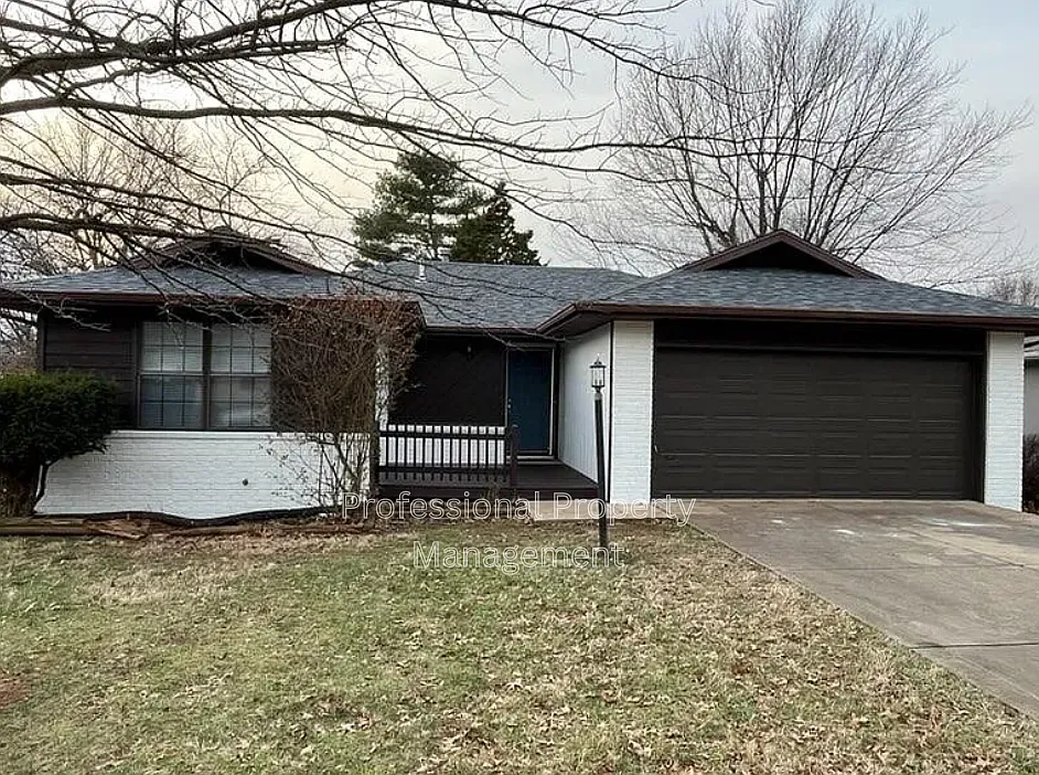 2235 S Nettleton Ave