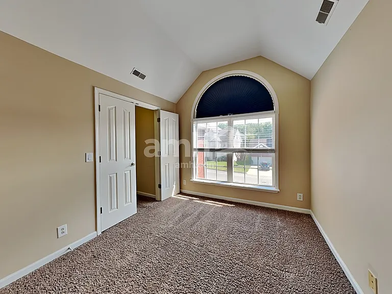 1068 Blairfield Dr — Photo 20