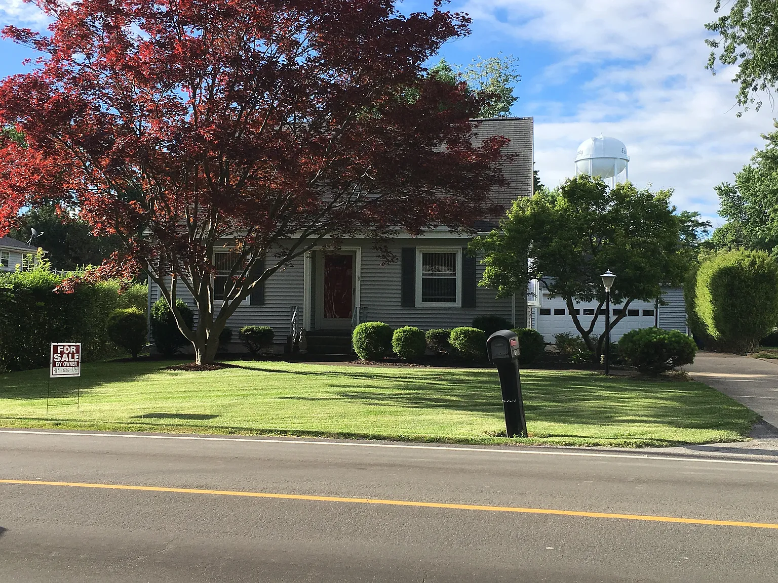 112 Marshall Ave photo 1